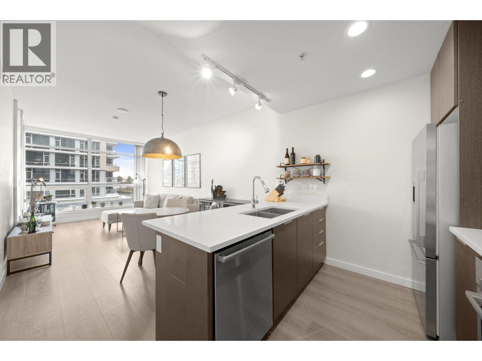 302 3333 SEXSMITH ROAD, Richmond