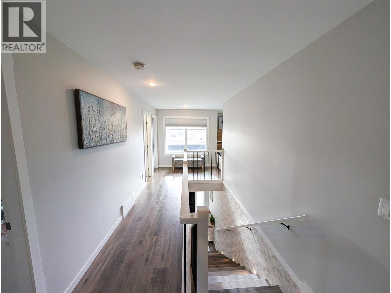 2710 BEACHMOUNT CRESCENT - 13