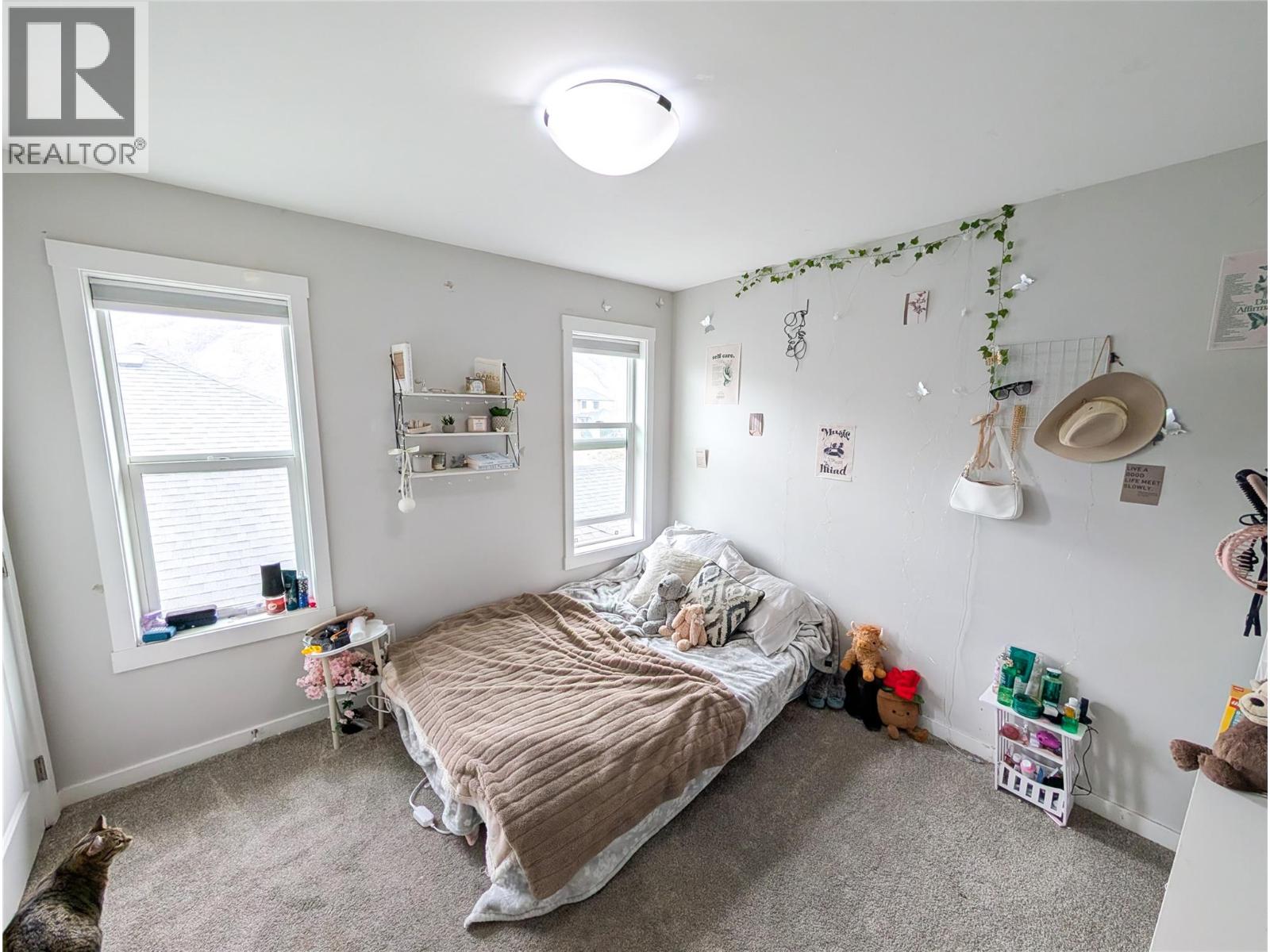 2710 BEACHMOUNT CRESCENT - 22