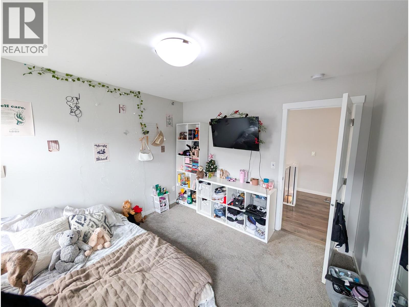 2710 BEACHMOUNT CRESCENT - 23