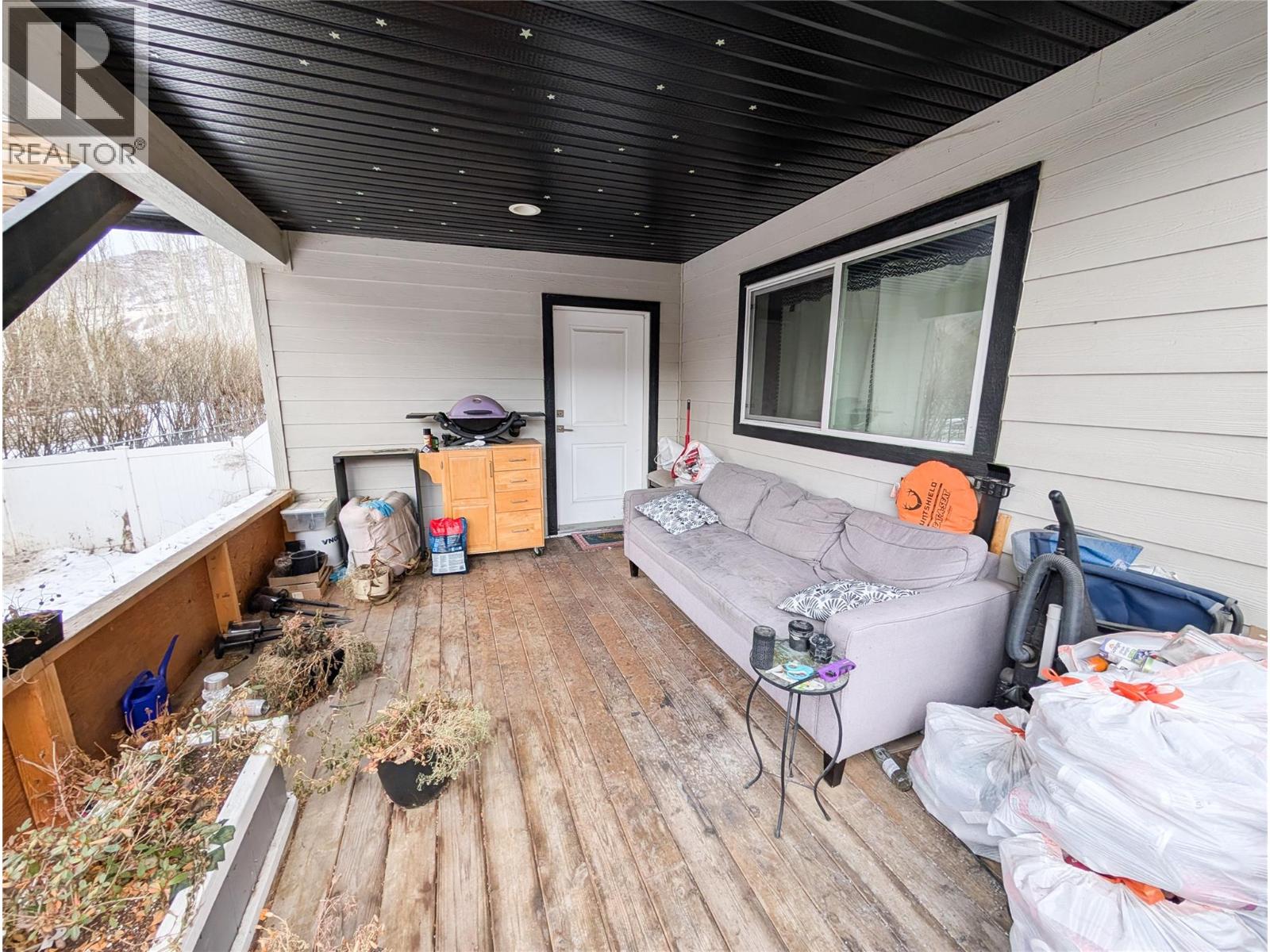 2710 BEACHMOUNT CRESCENT - 37