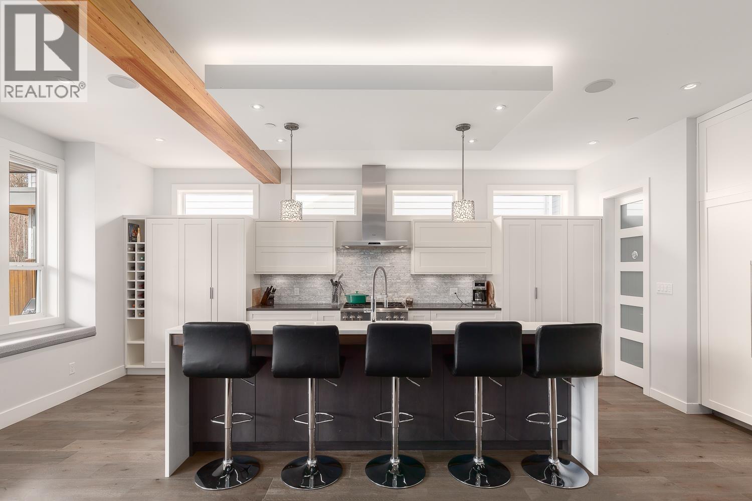 40257 ARISTOTLE DRIVE, Squamish