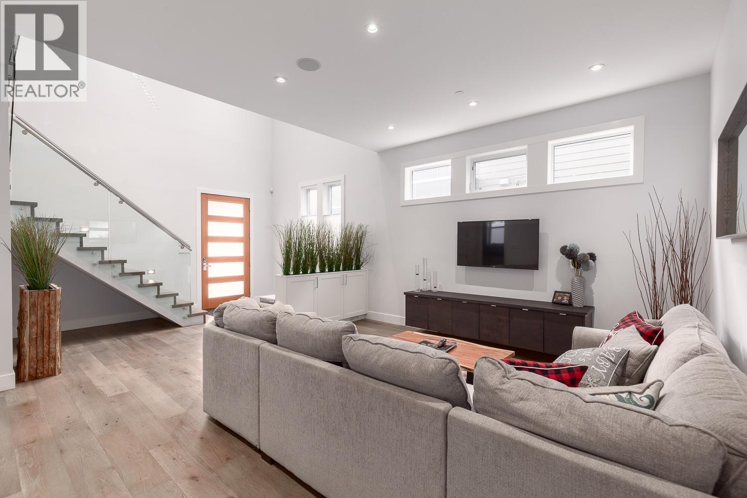 40257 ARISTOTLE DRIVE, Squamish