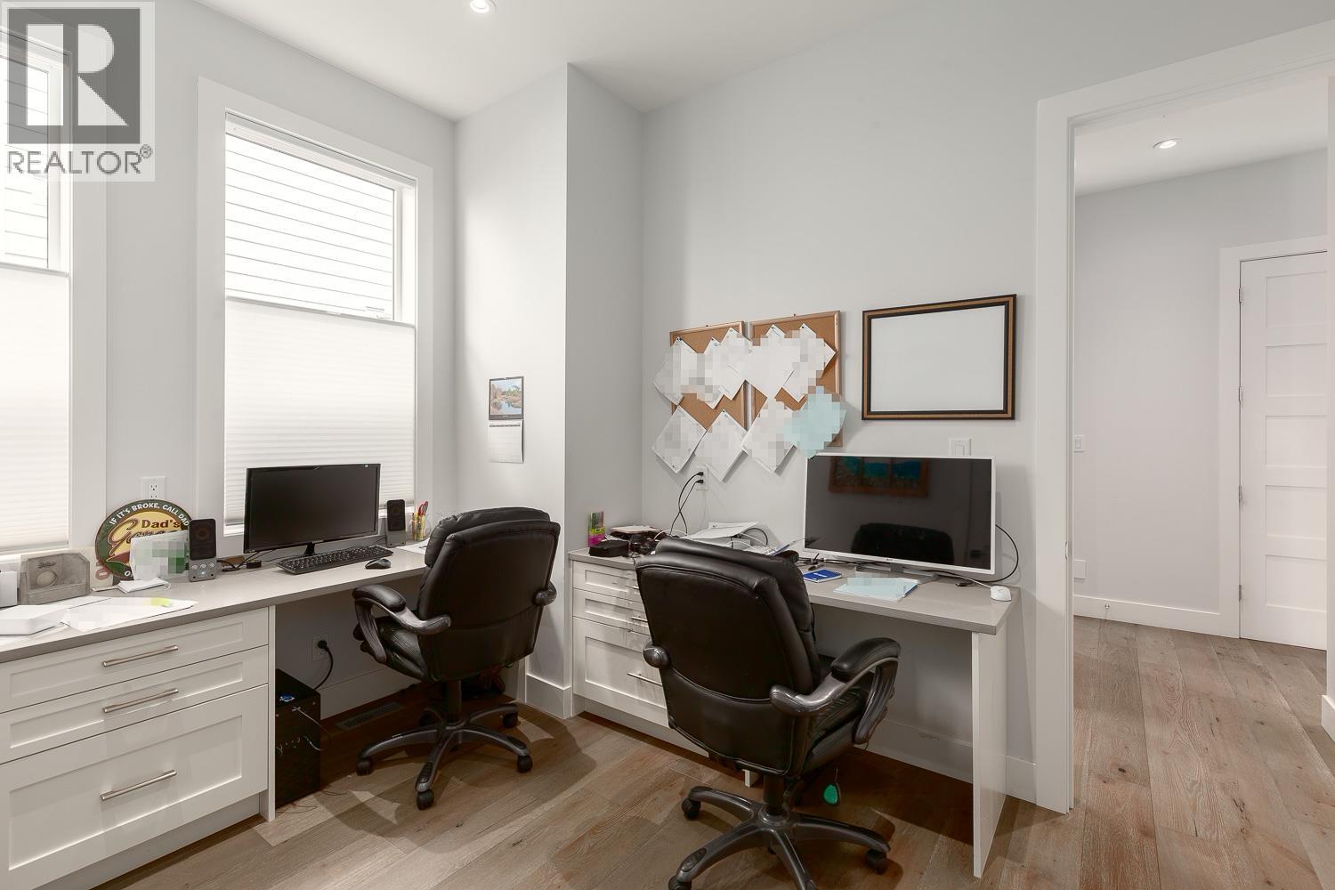 40257 ARISTOTLE DRIVE, Squamish