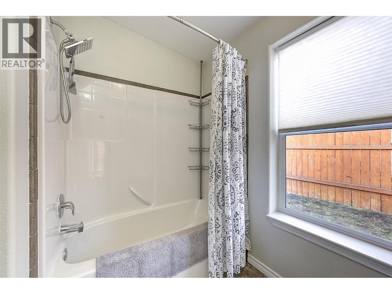 612 2440 Old Okanagan Highway, Westbank