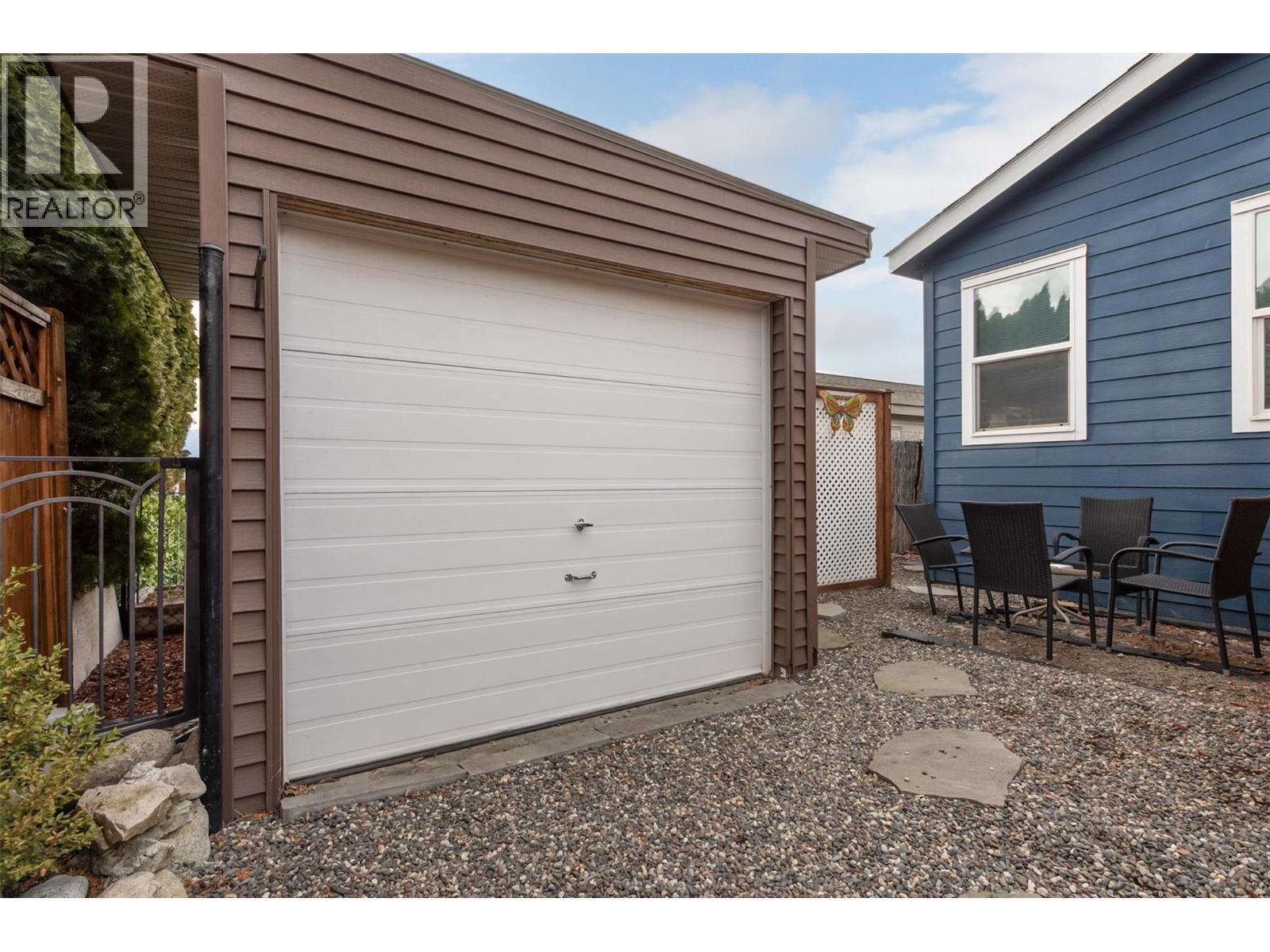 612 2440 Old Okanagan Highway, Westbank