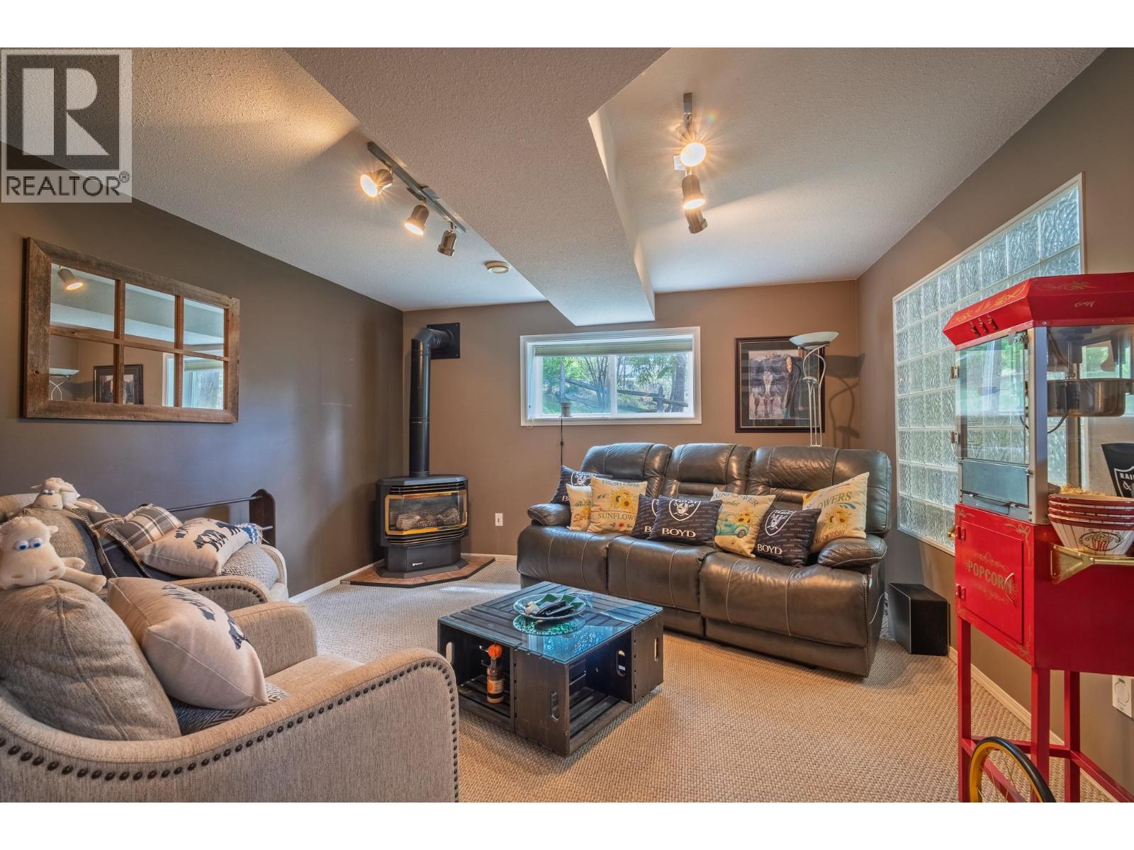 610 Strathmore Avenue - 37