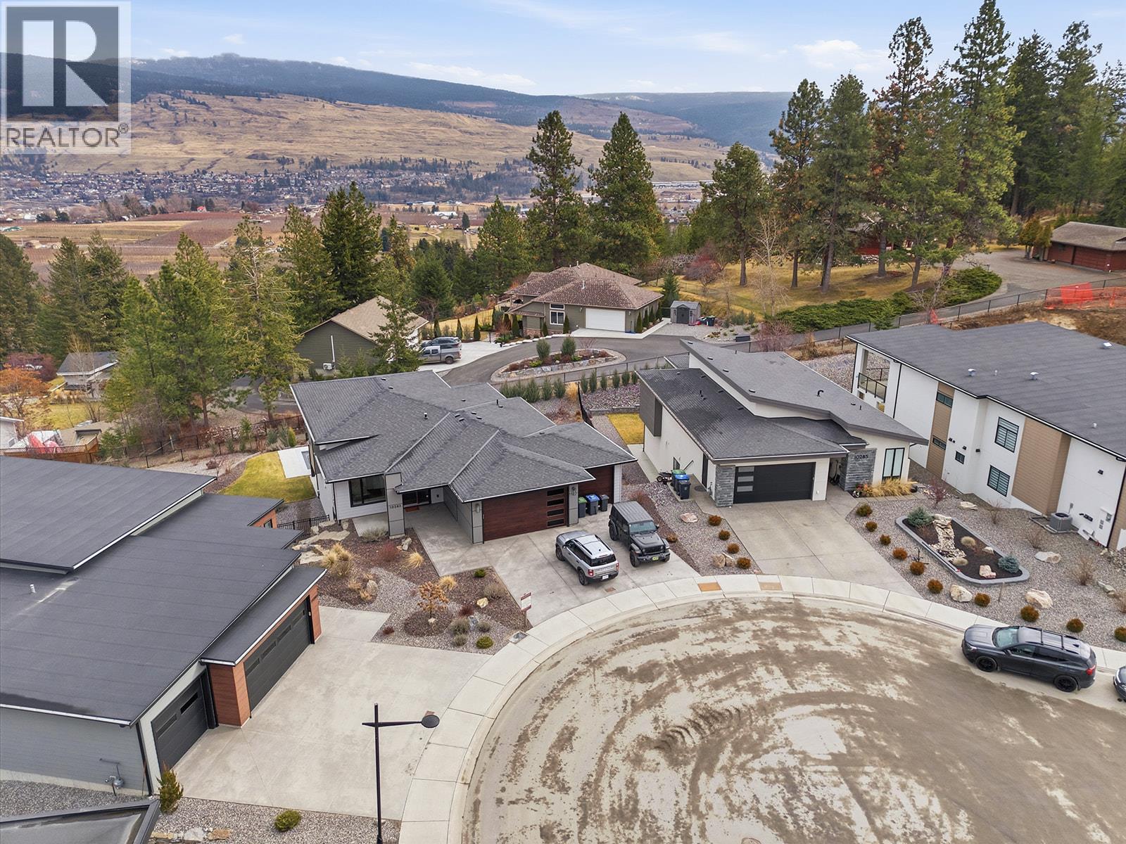 10283 Beacon Hill Drive, Lake Country