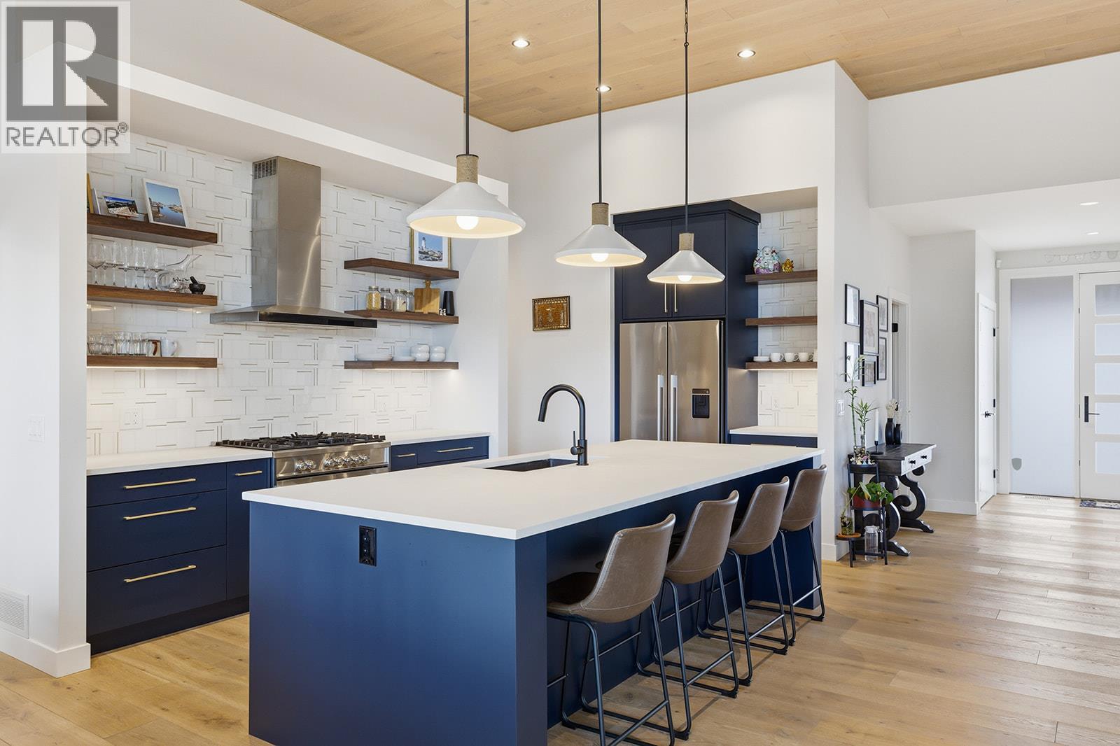 10283 Beacon Hill Drive - 24