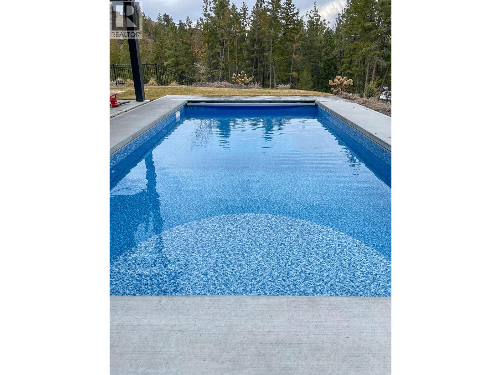 10283 Beacon Hill Drive, Lake Country