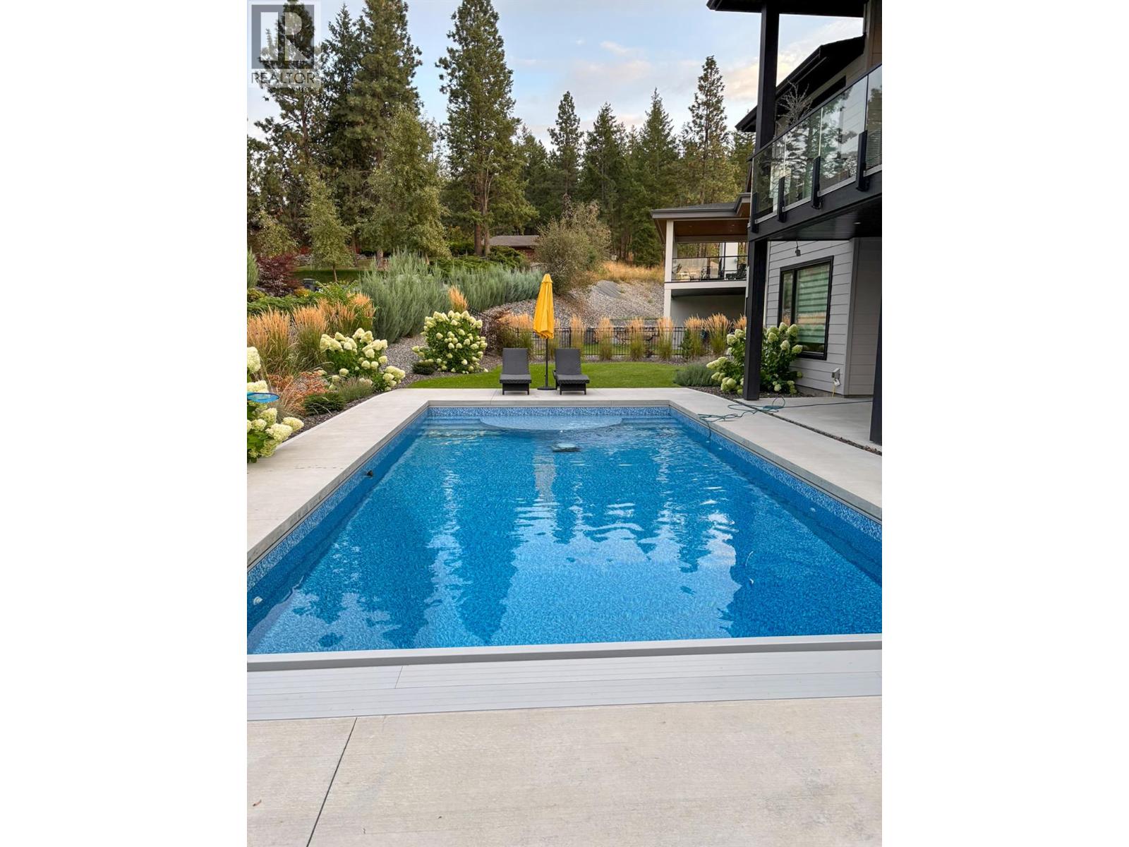 10283 Beacon Hill Drive, Lake Country