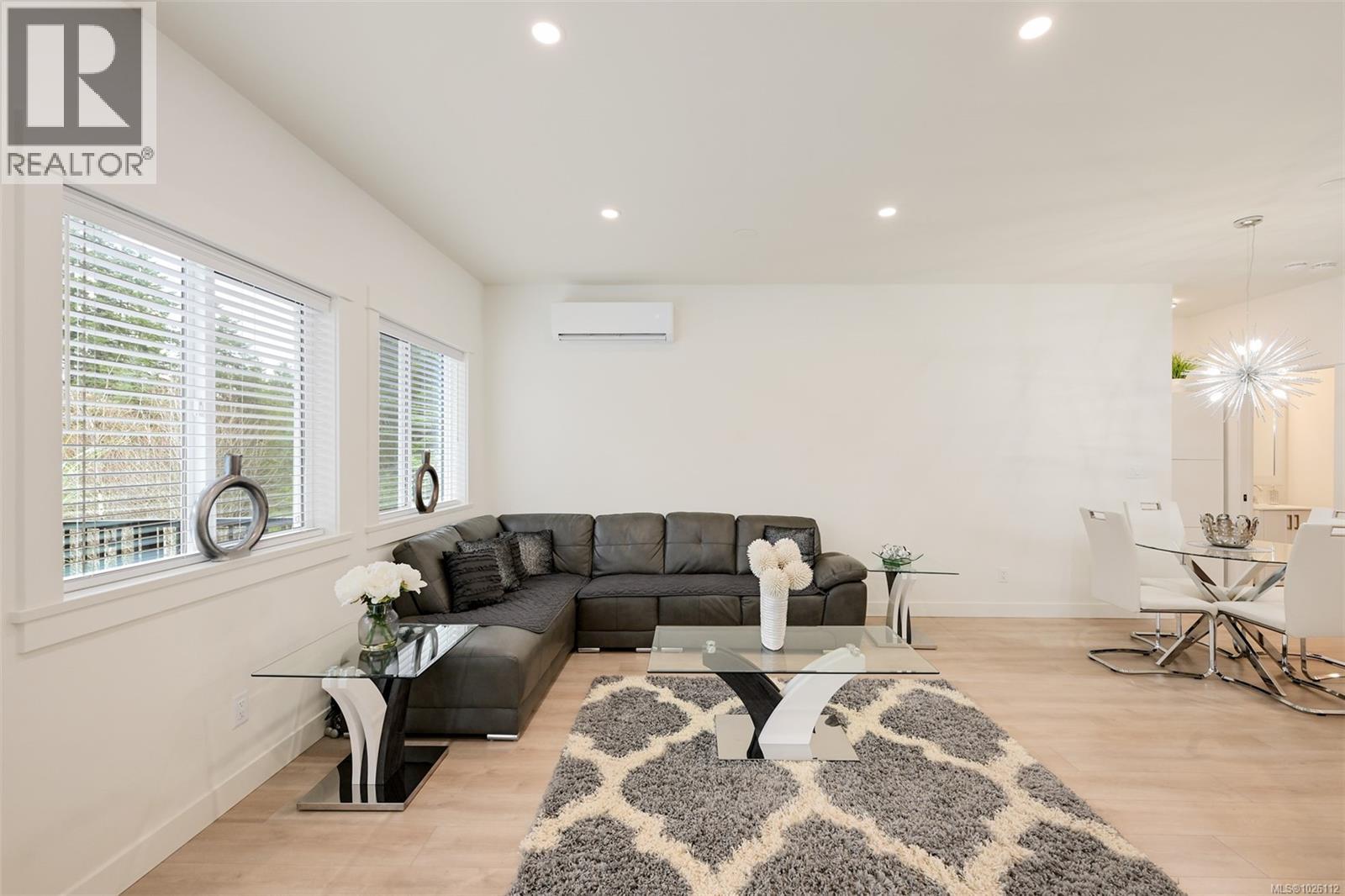  813 Tomack Loop, Langford