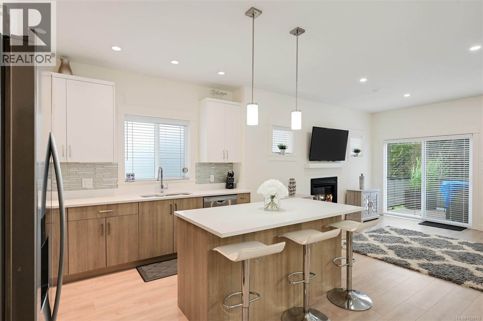  813 Tomack Loop, Langford