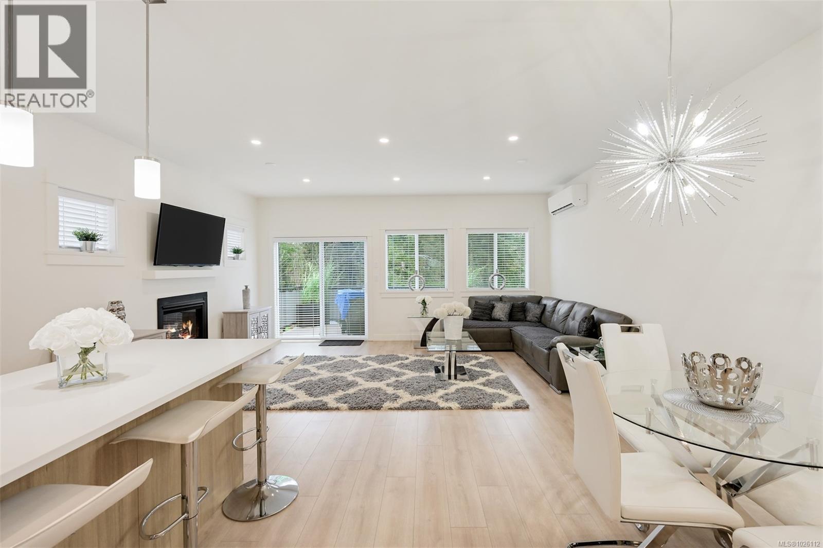  813 Tomack Loop, Langford