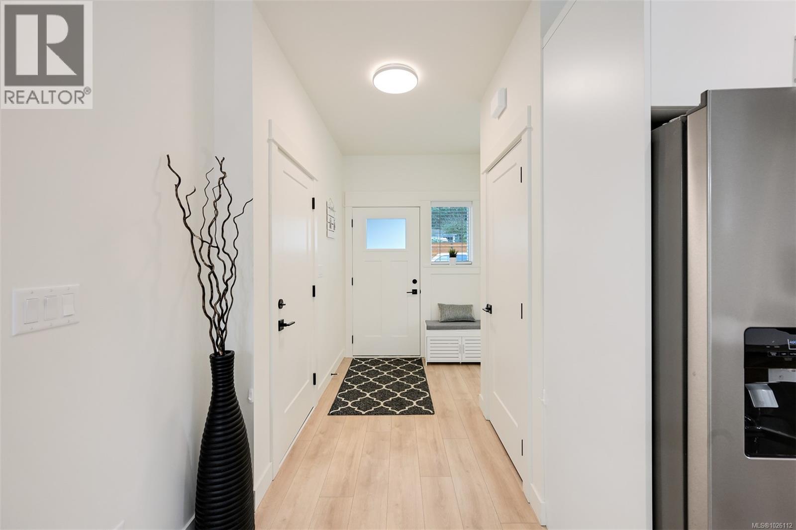  813 Tomack Loop, Langford