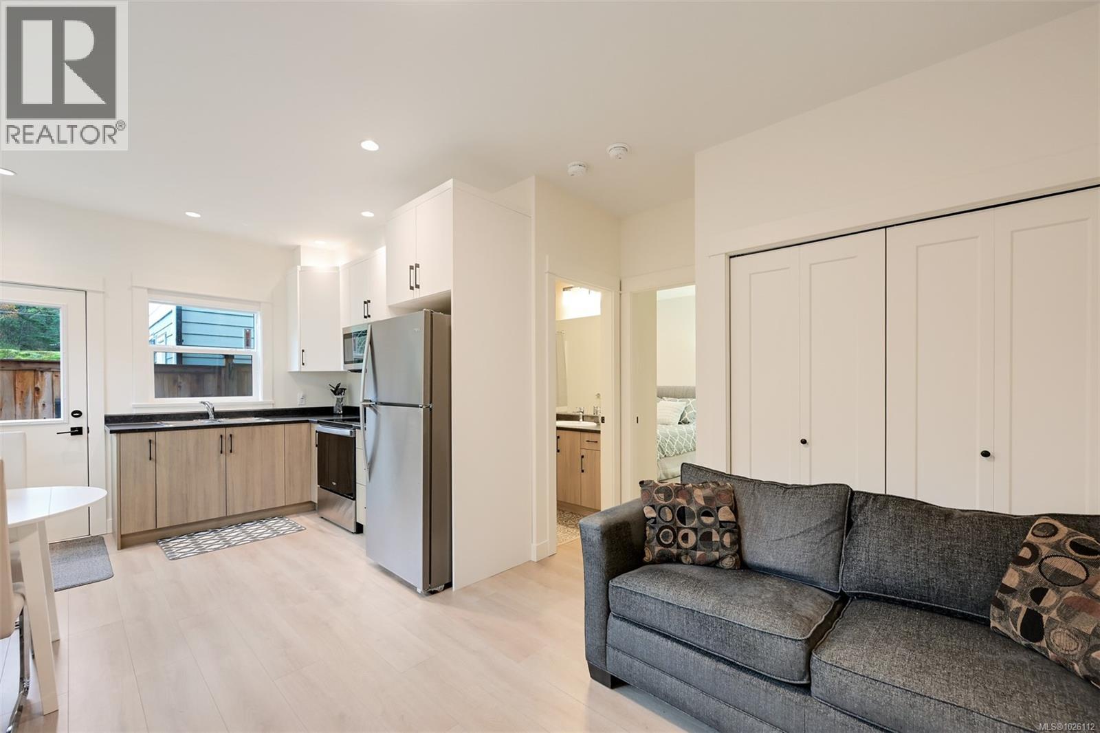  813 Tomack Loop, Langford