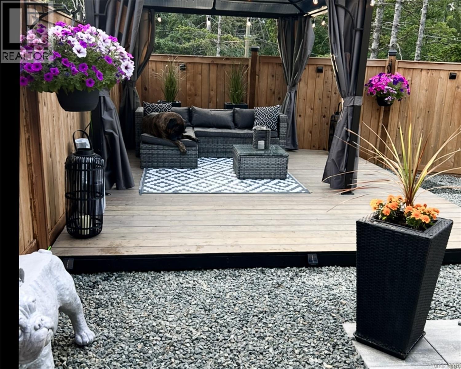  813 Tomack Loop, Langford