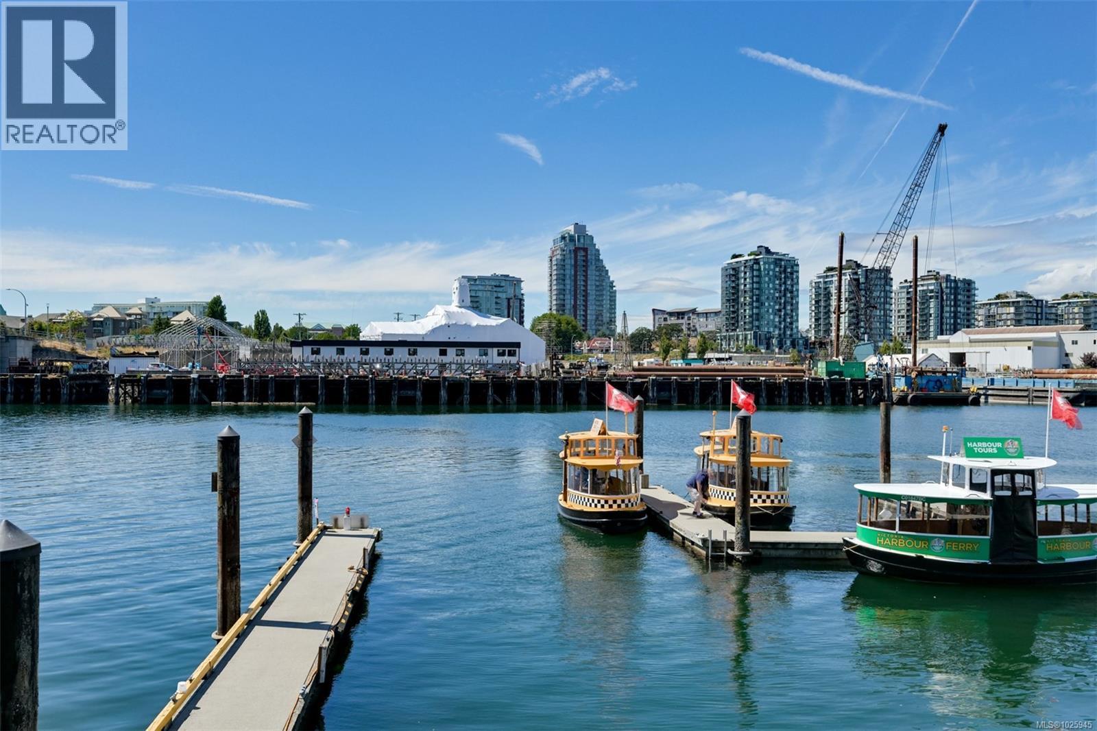 403 456 Pandora Avenue, Victoria