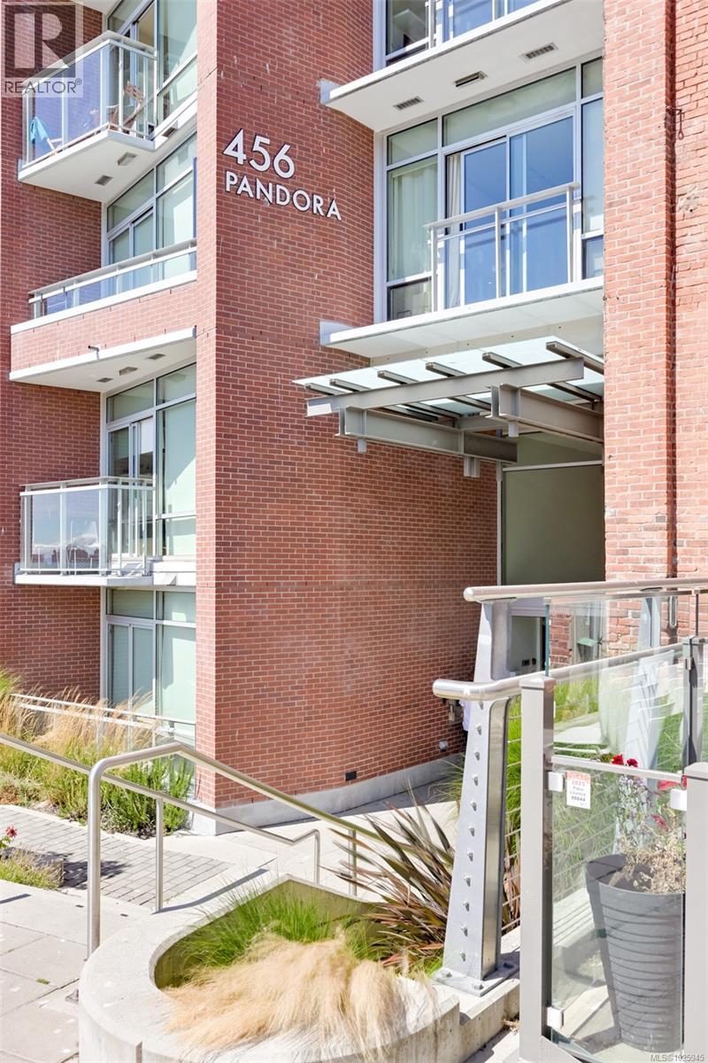 403 456 Pandora Avenue, Victoria