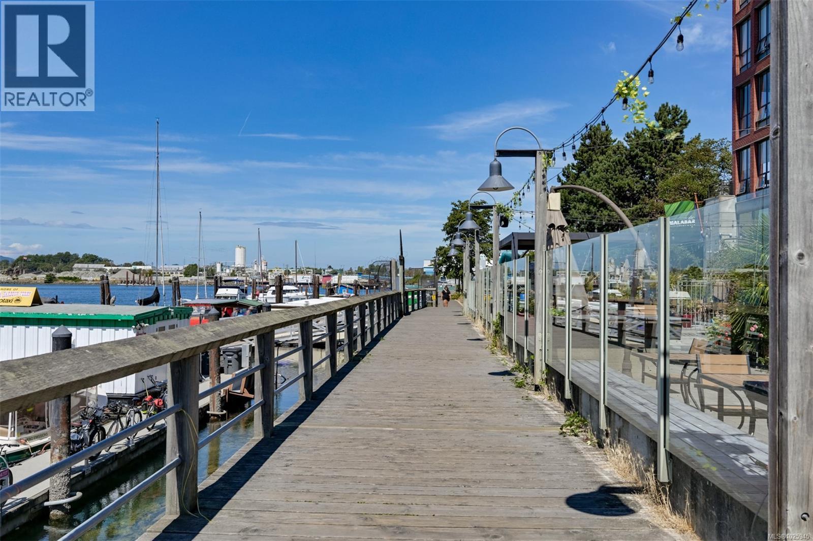 403 456 Pandora Avenue, Victoria