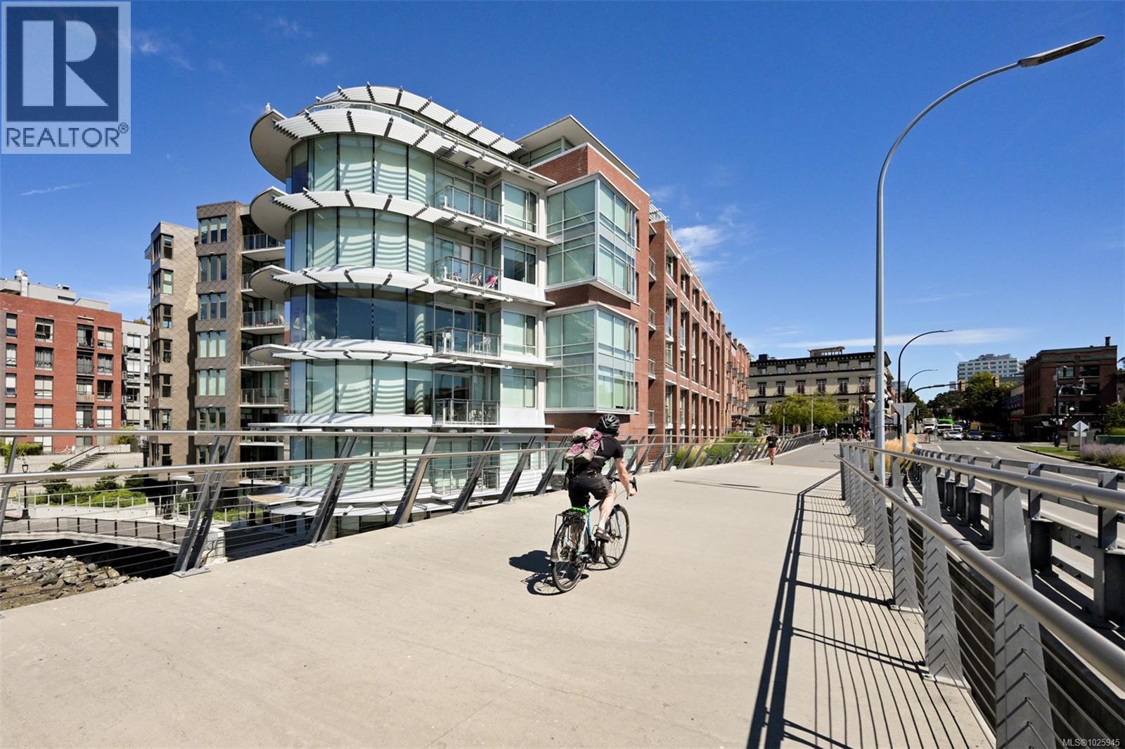 403 456 Pandora Avenue, Victoria