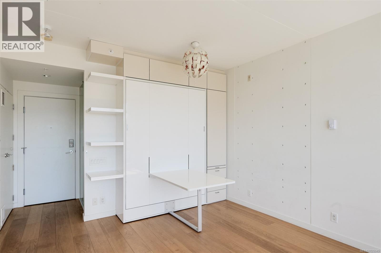 403 456 Pandora Avenue, Victoria