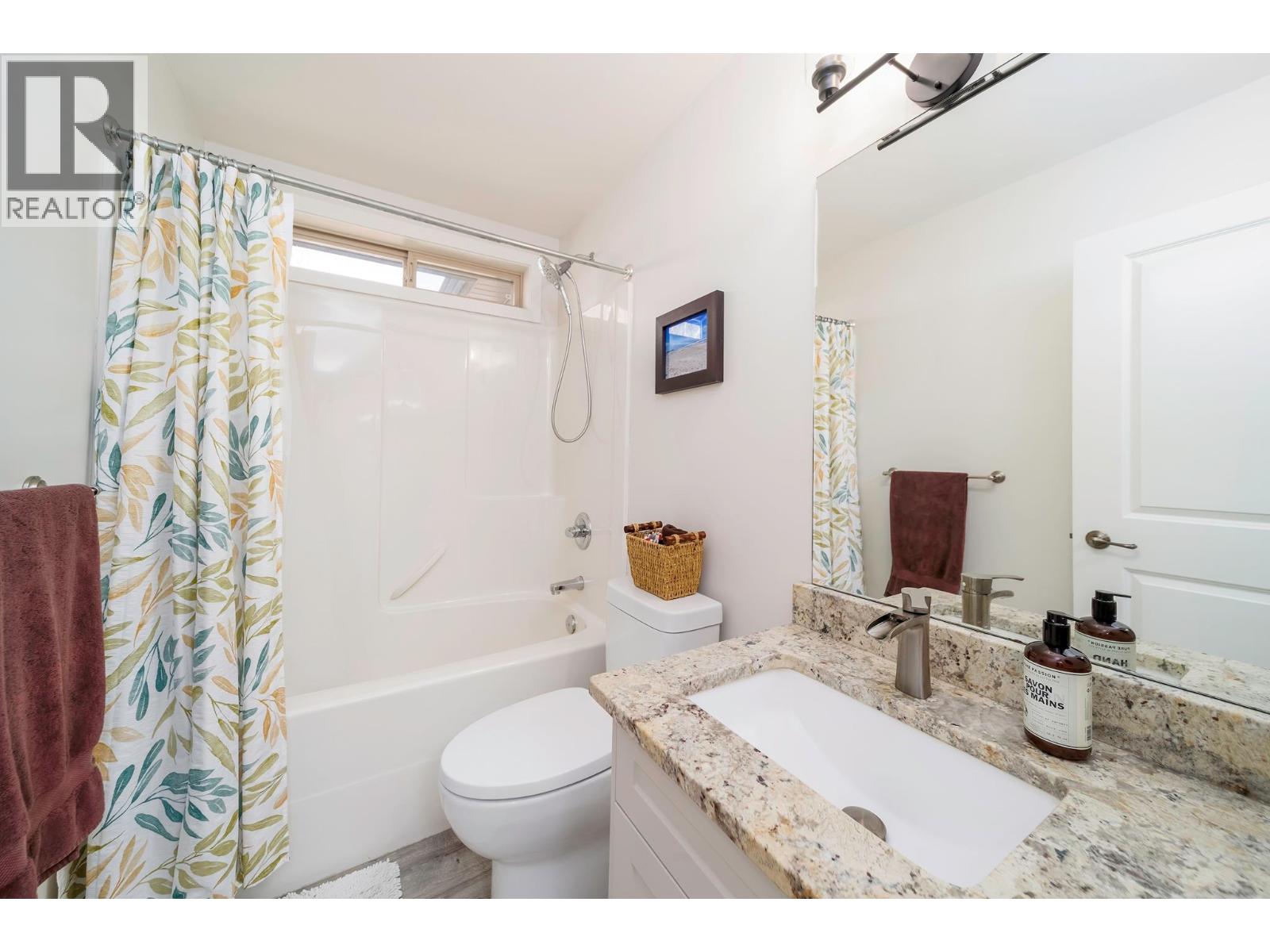 860 Galbraith Place, Kelowna