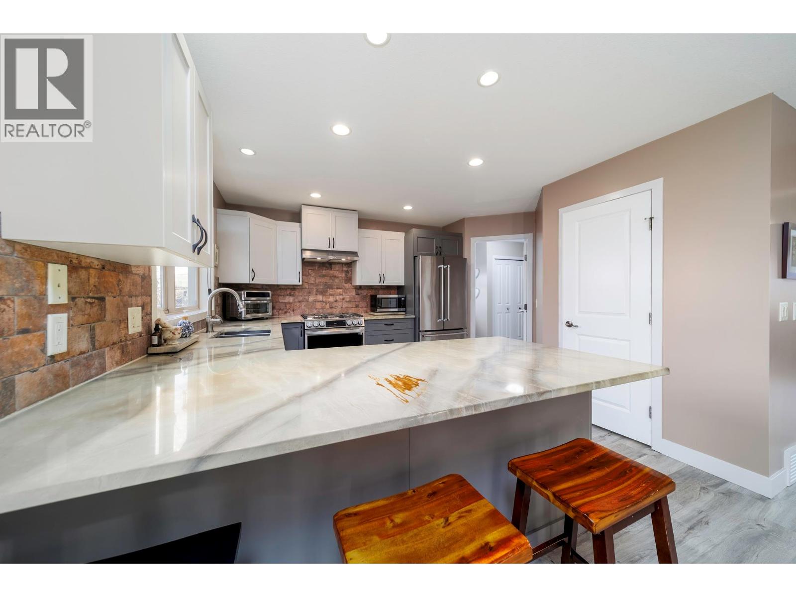 860 Galbraith Place, Kelowna