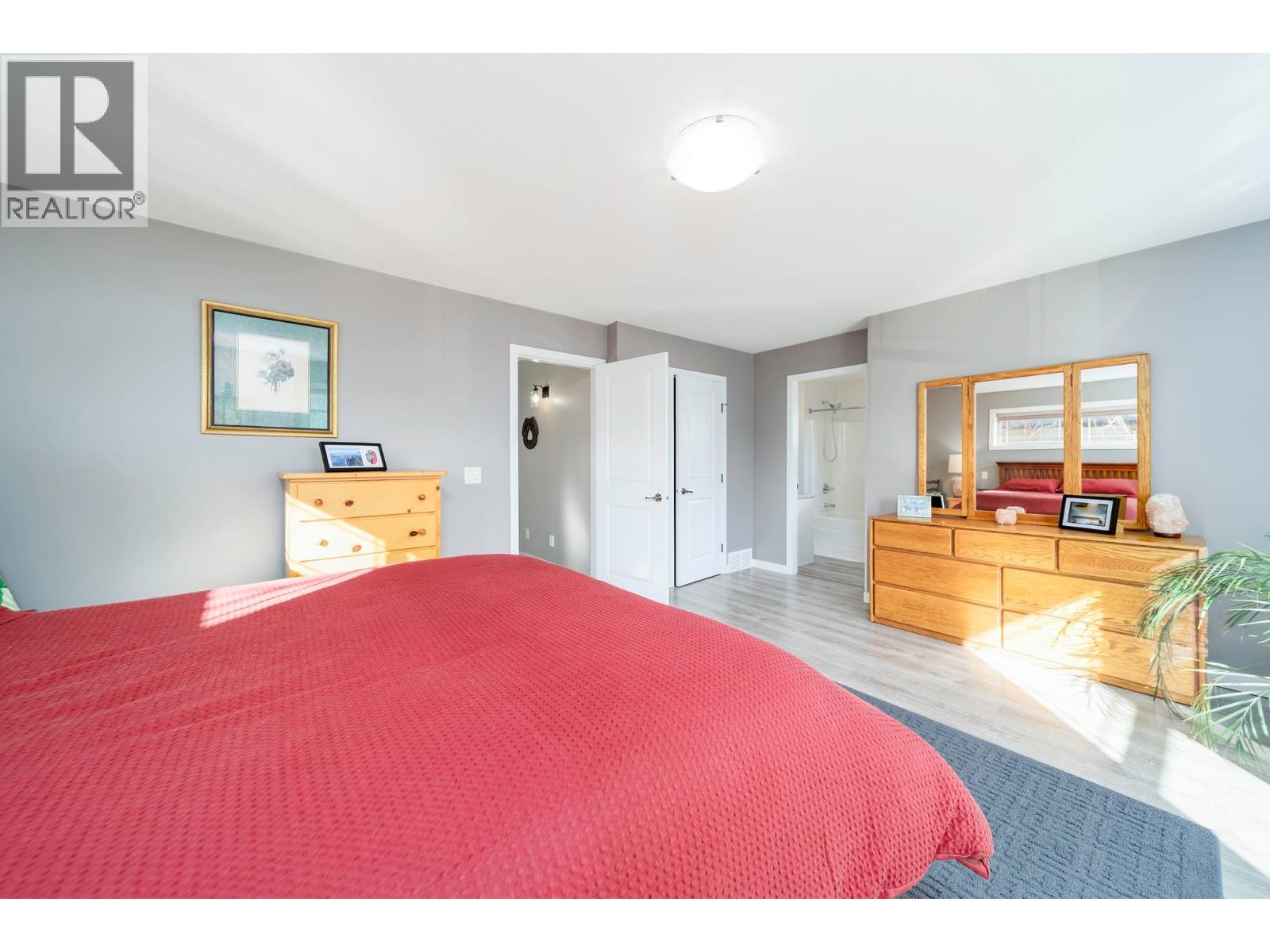 860 Galbraith Place, Kelowna