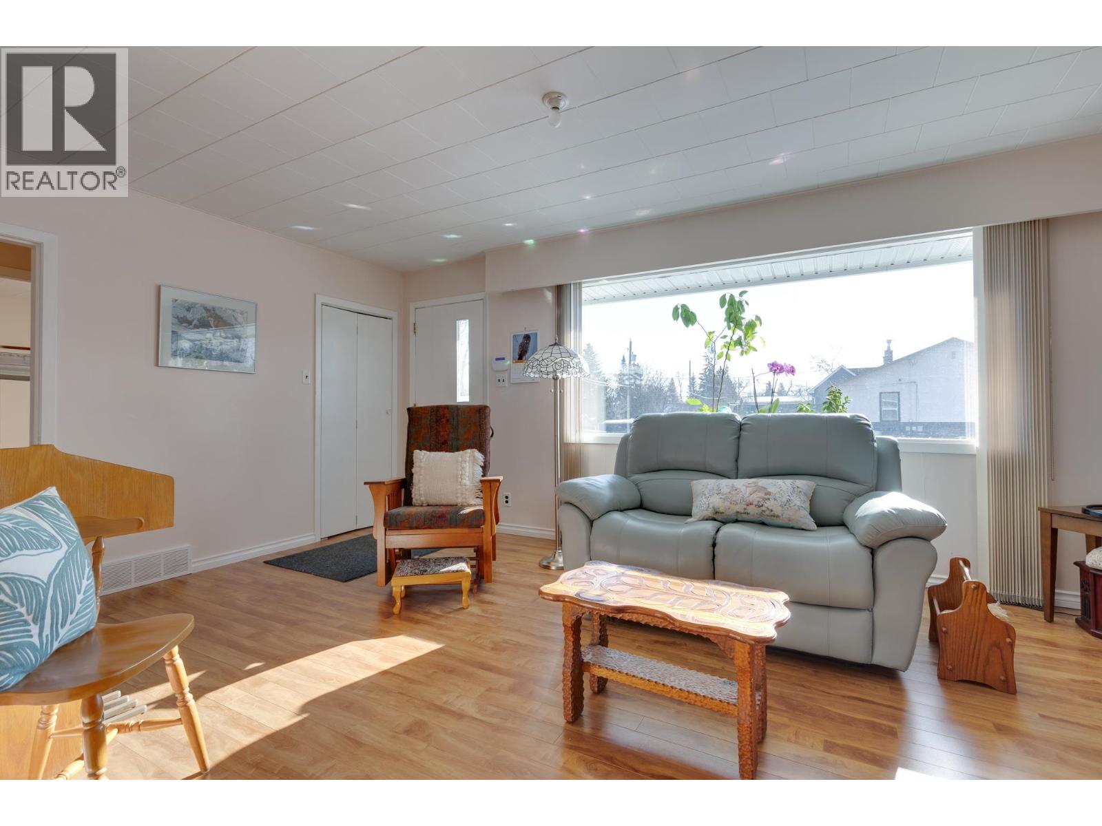 2650-2680 3RD AVENUE, Prince George