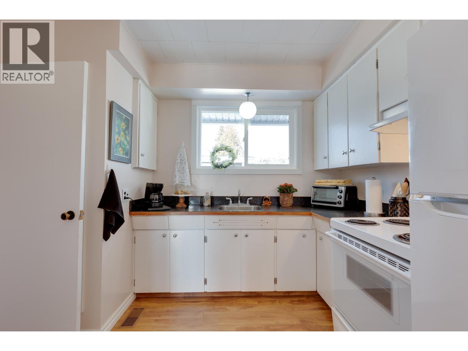 2650-2680 3RD AVENUE, Prince George