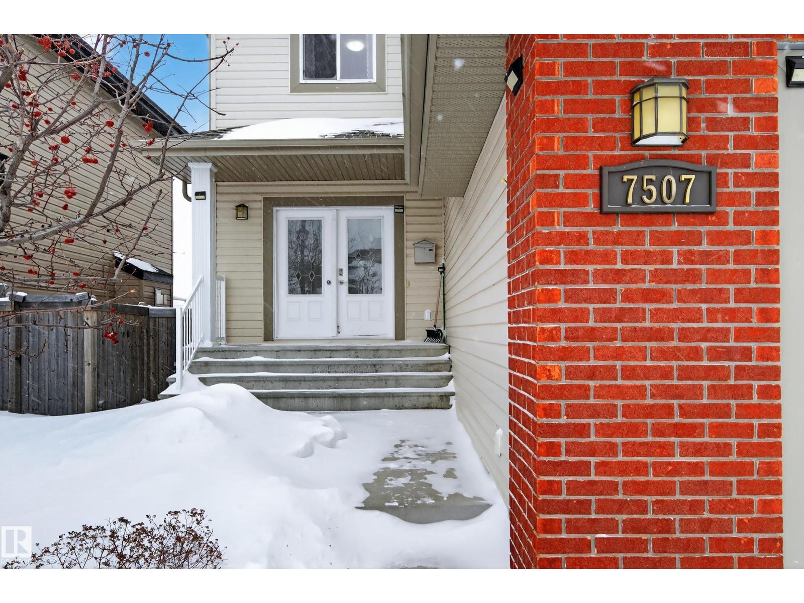 7507 SPEAKER WY NW, Edmonton