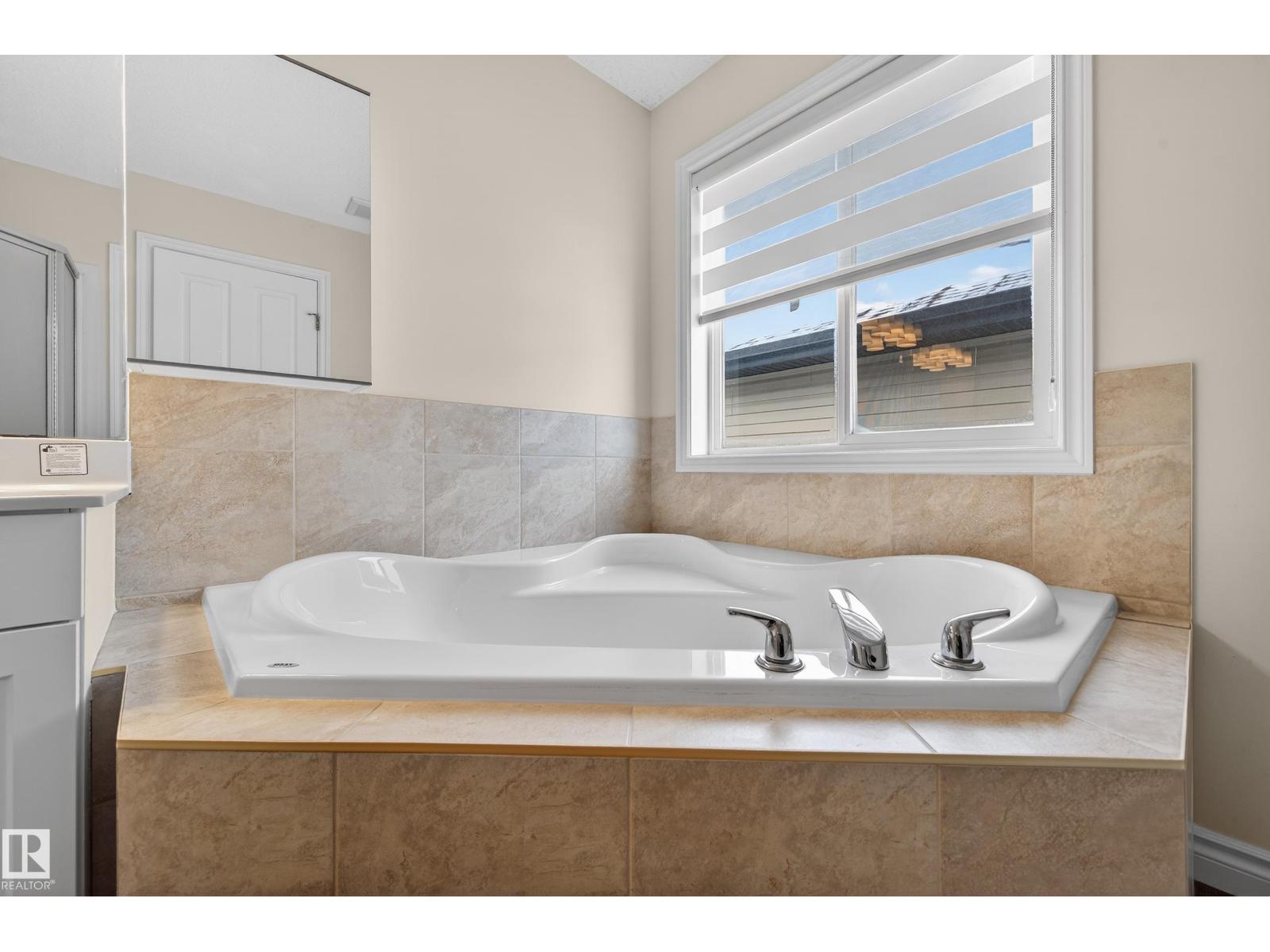 7507 SPEAKER WY NW, Edmonton