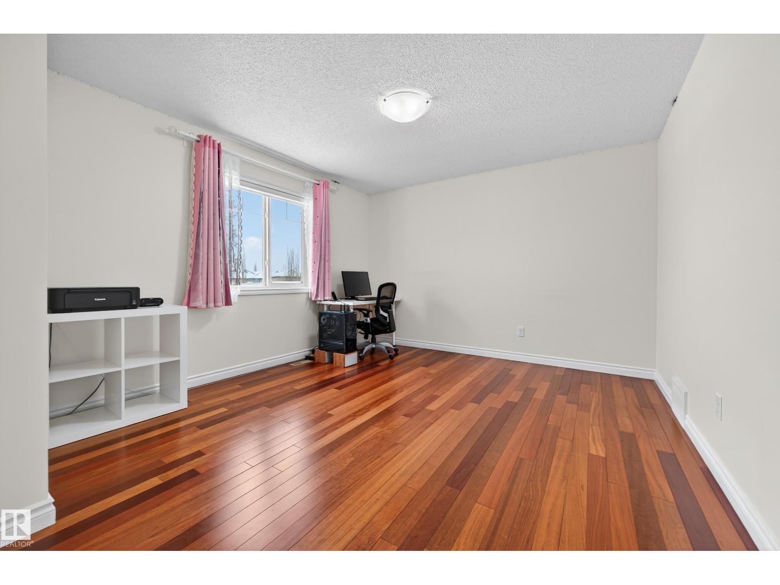 7507 SPEAKER WY NW, Edmonton