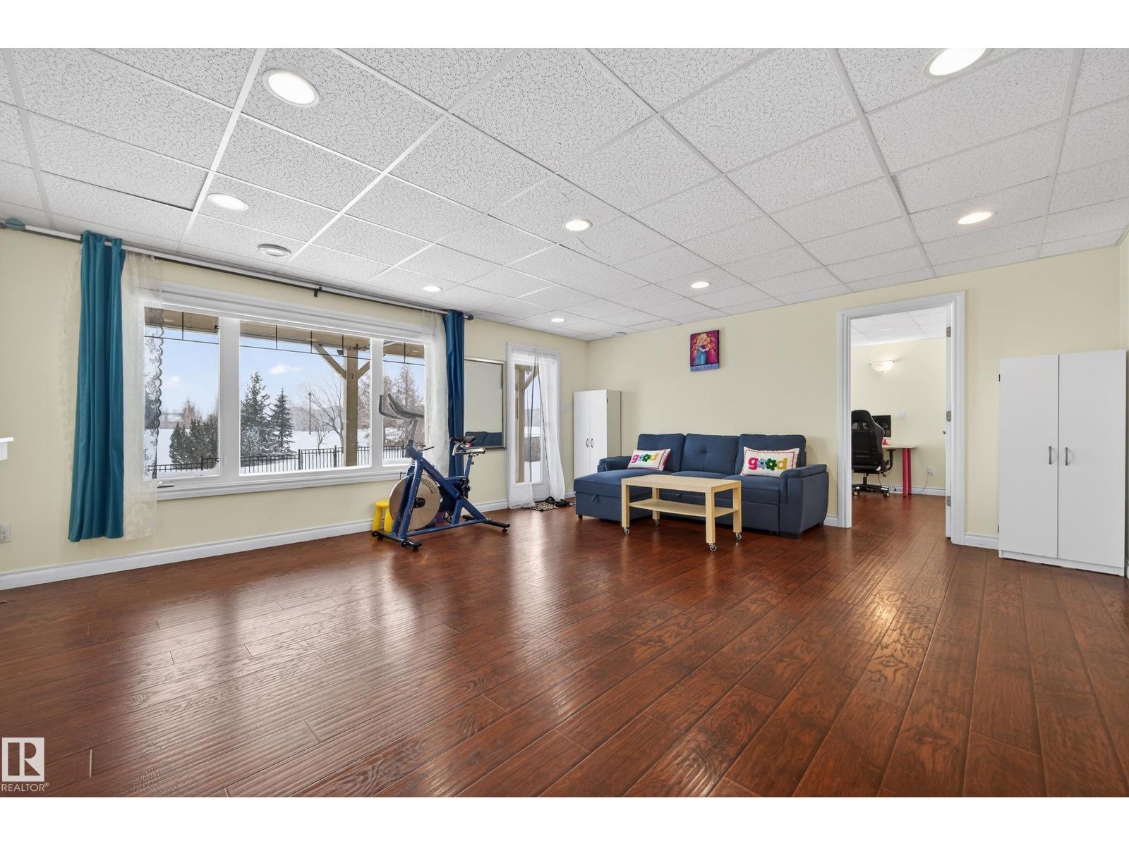 7507 SPEAKER WY NW, Edmonton