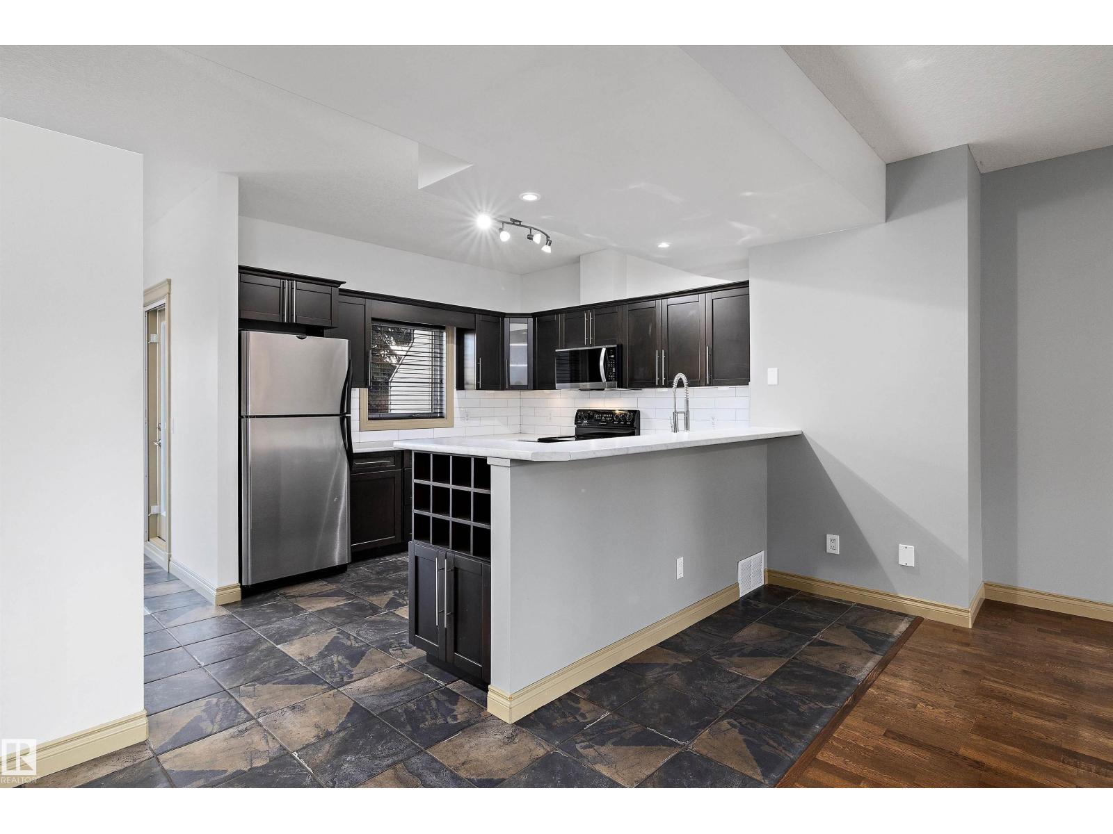 #17 903 RUTHERFORD RD SW, Edmonton