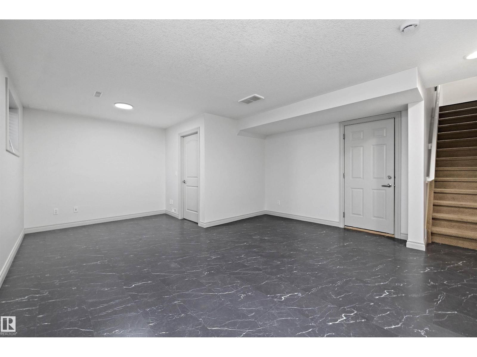 #17 903 RUTHERFORD RD SW, Edmonton