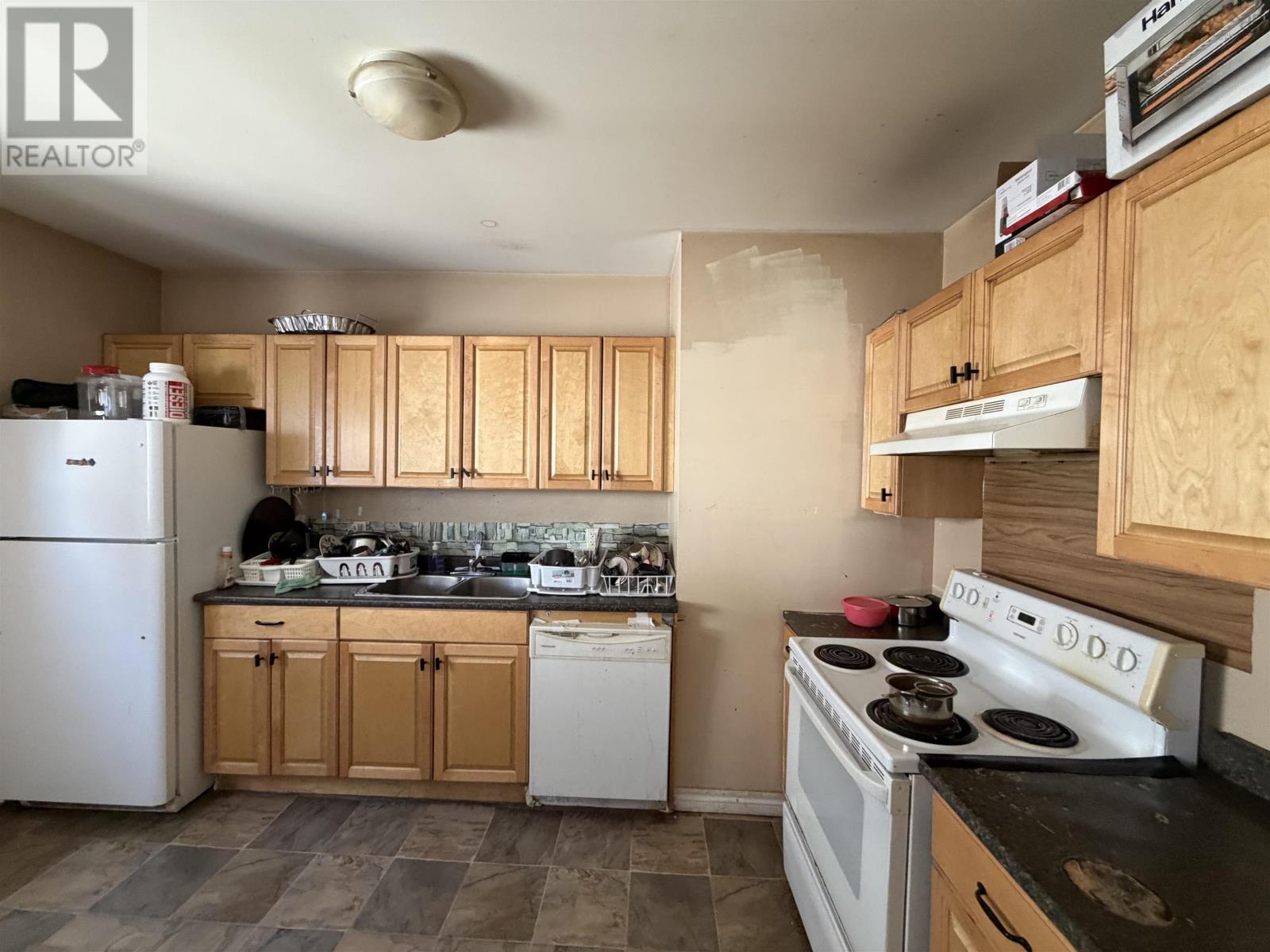 Property 10 of 16 of 51 Brookland Street