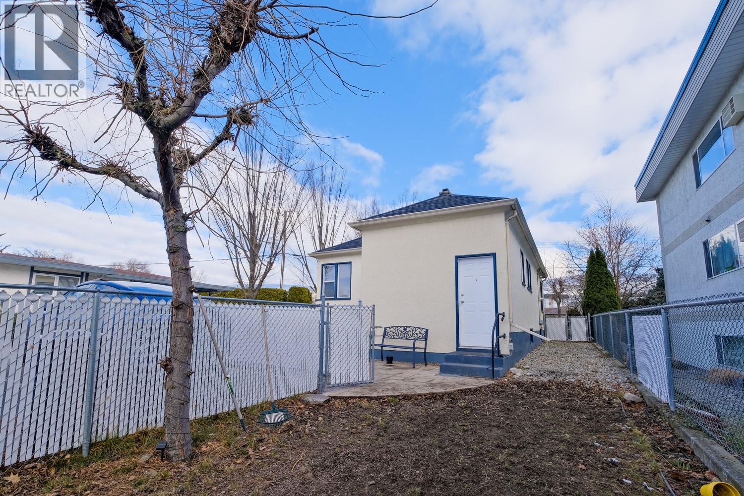 857 Main Street, Penticton