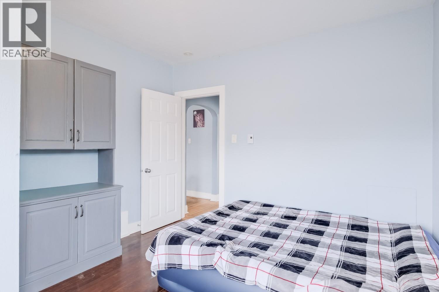 857 Main Street, Penticton