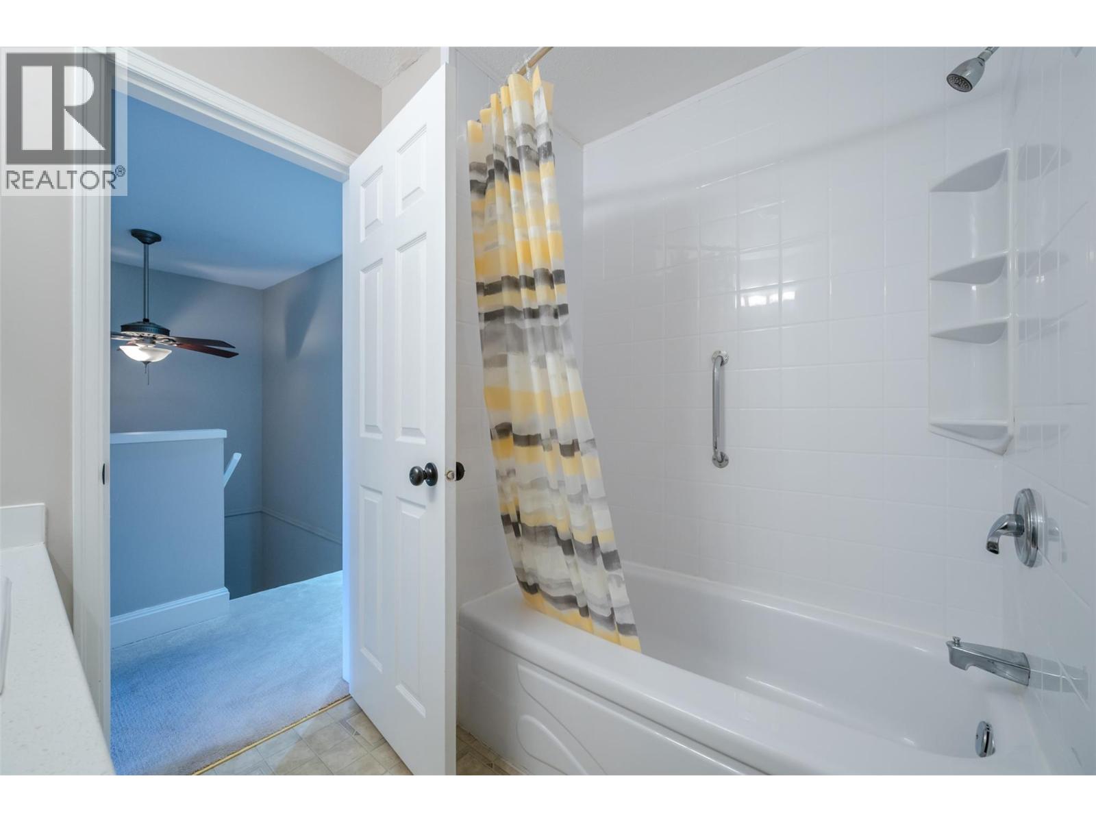 144 SUMAC RIDGE Drive Unit# 11, Summerland