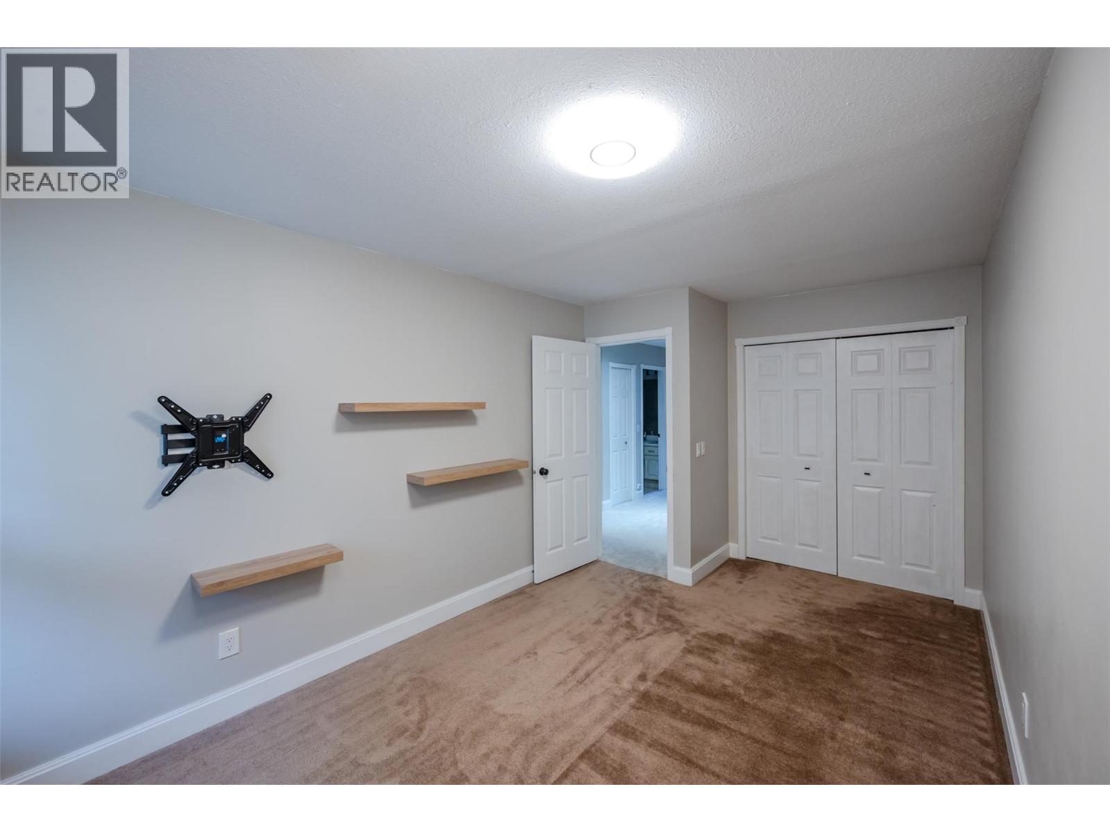 144 SUMAC RIDGE Drive Unit# 11, Summerland