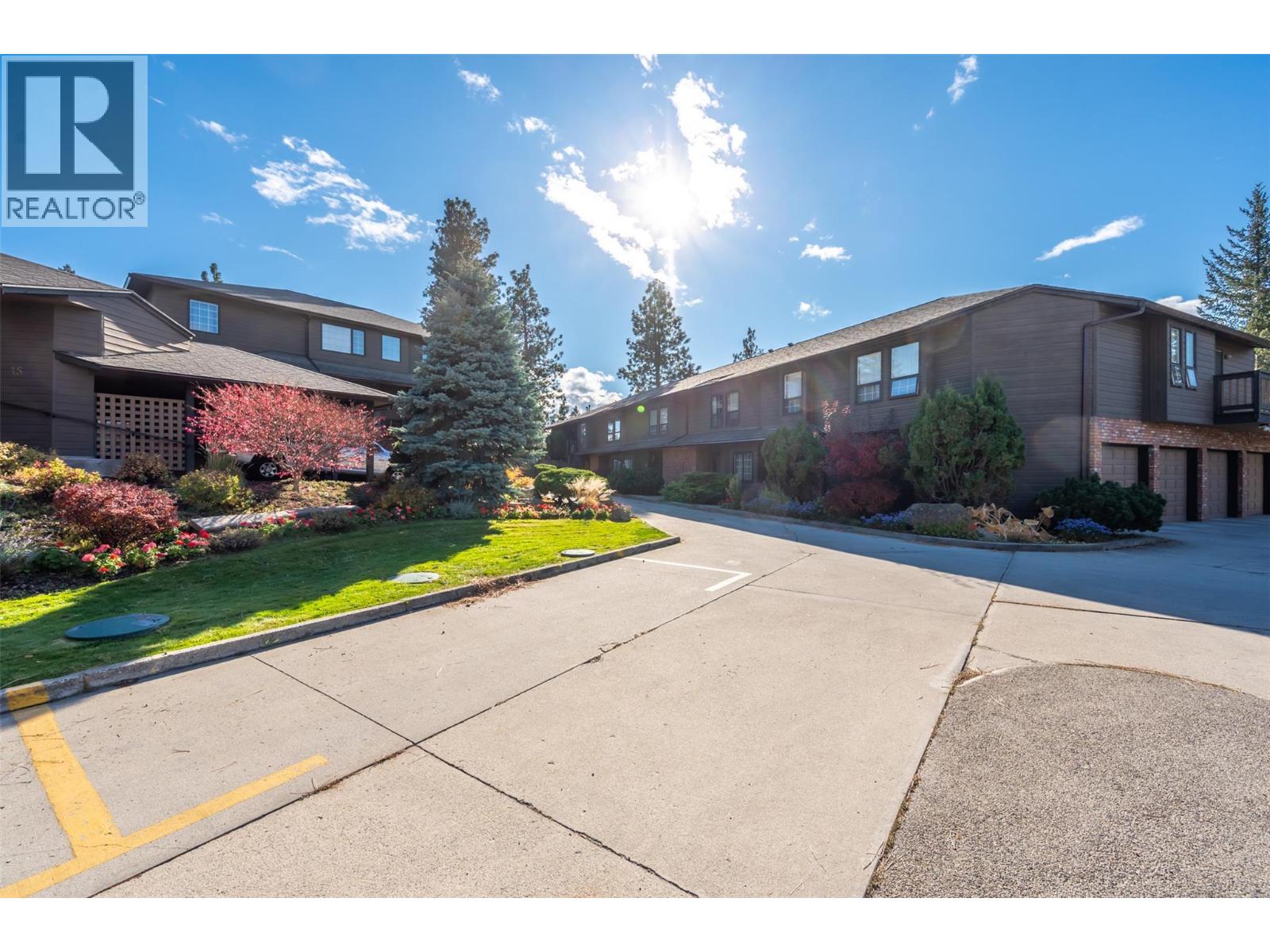 144 SUMAC RIDGE Drive Unit# 11, Summerland