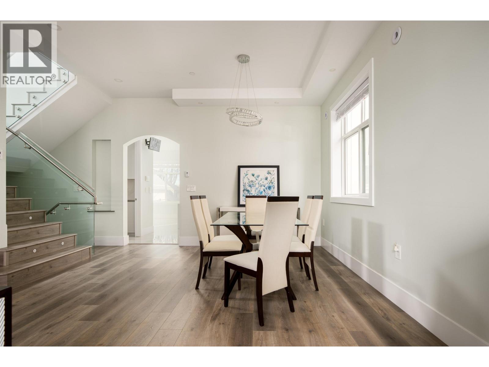 1 58 E 39TH AVENUE - Photo 5 of 40, Vancouver, British Columbia