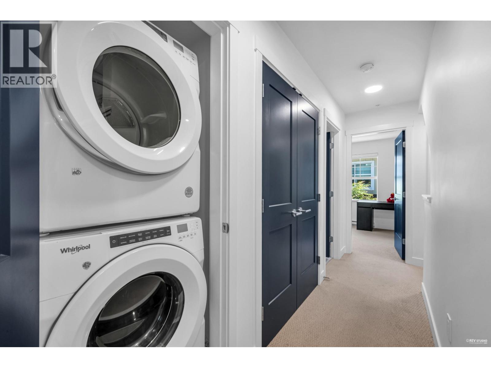 103 707 ROBINSON STREET, Coquitlam