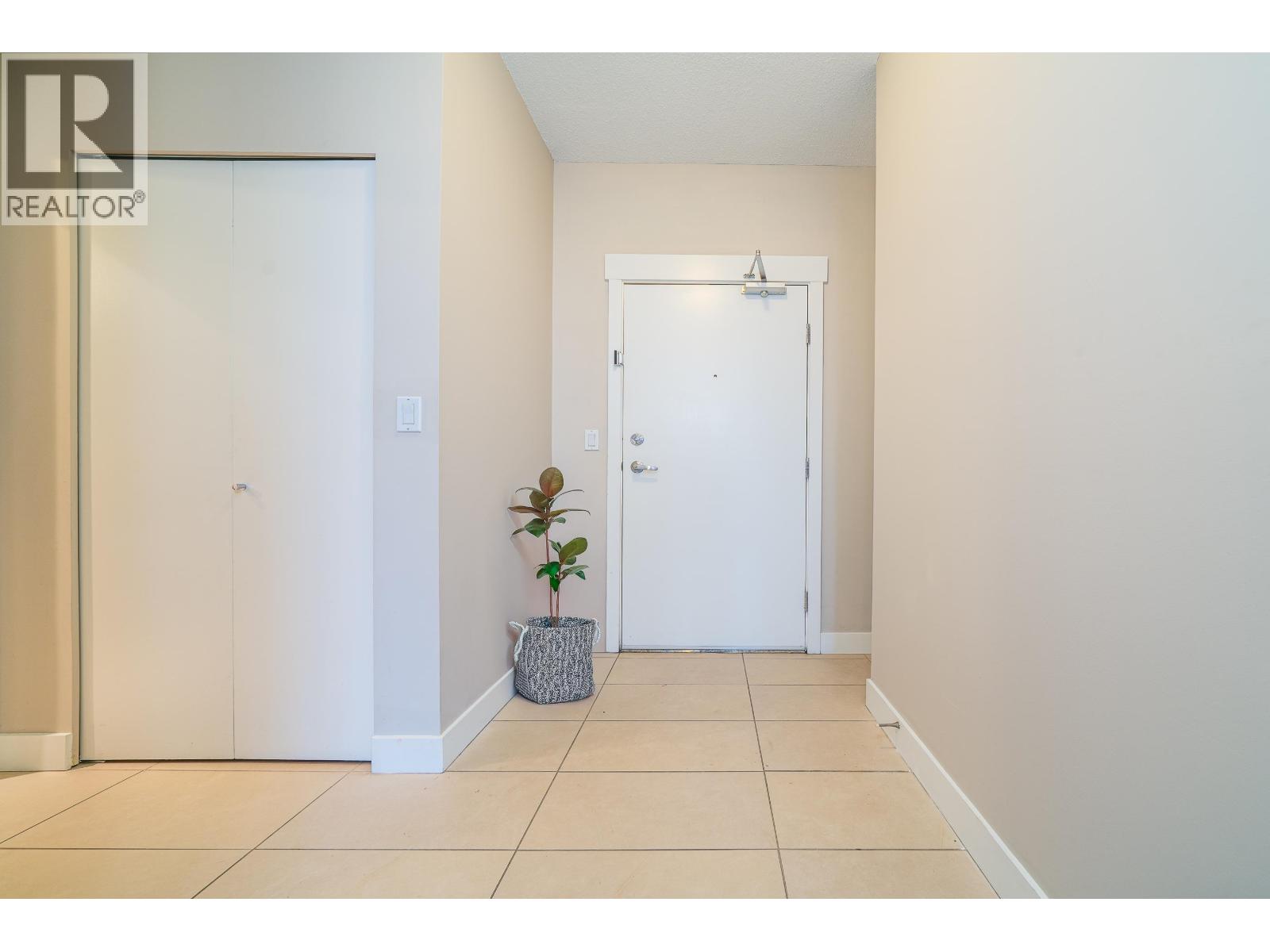 2902 7088 18TH AVENUE, Burnaby