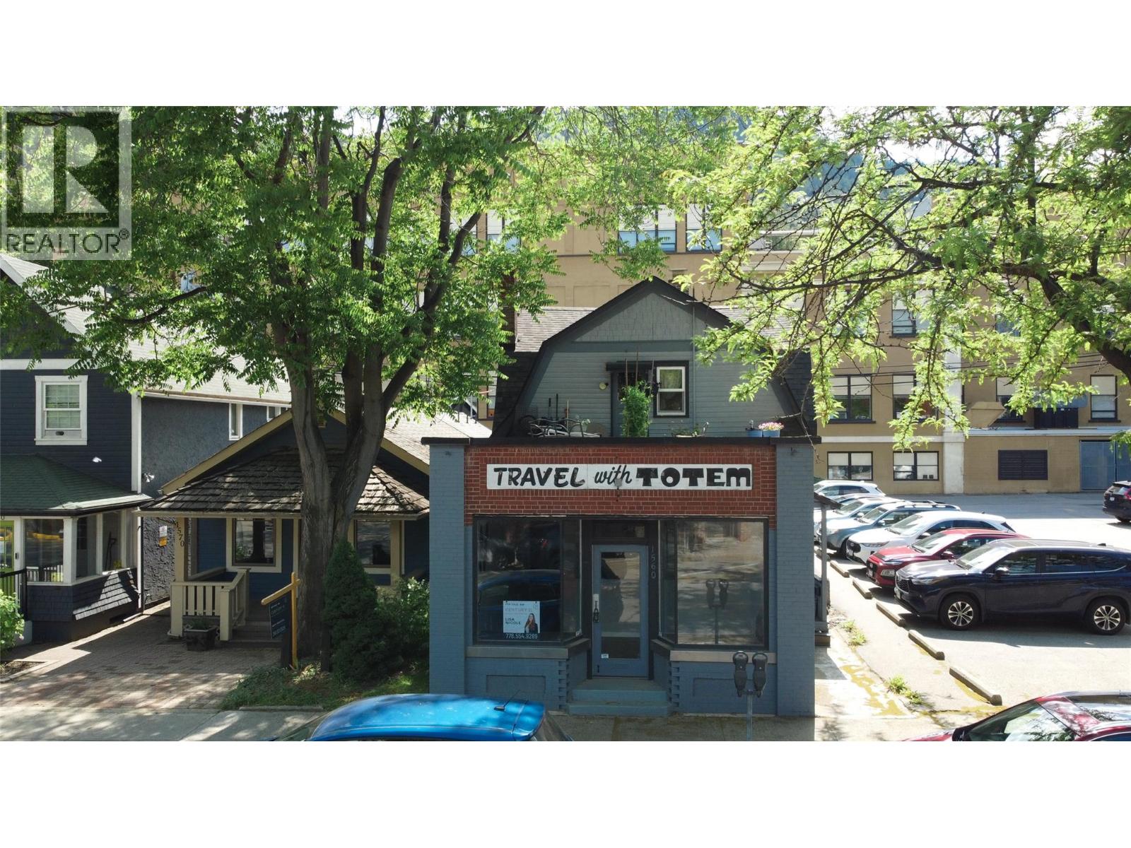 1560 BAY Avenue, Trail