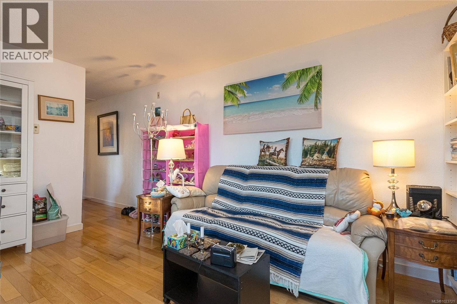 405 3800 Quadra Street, Saanich