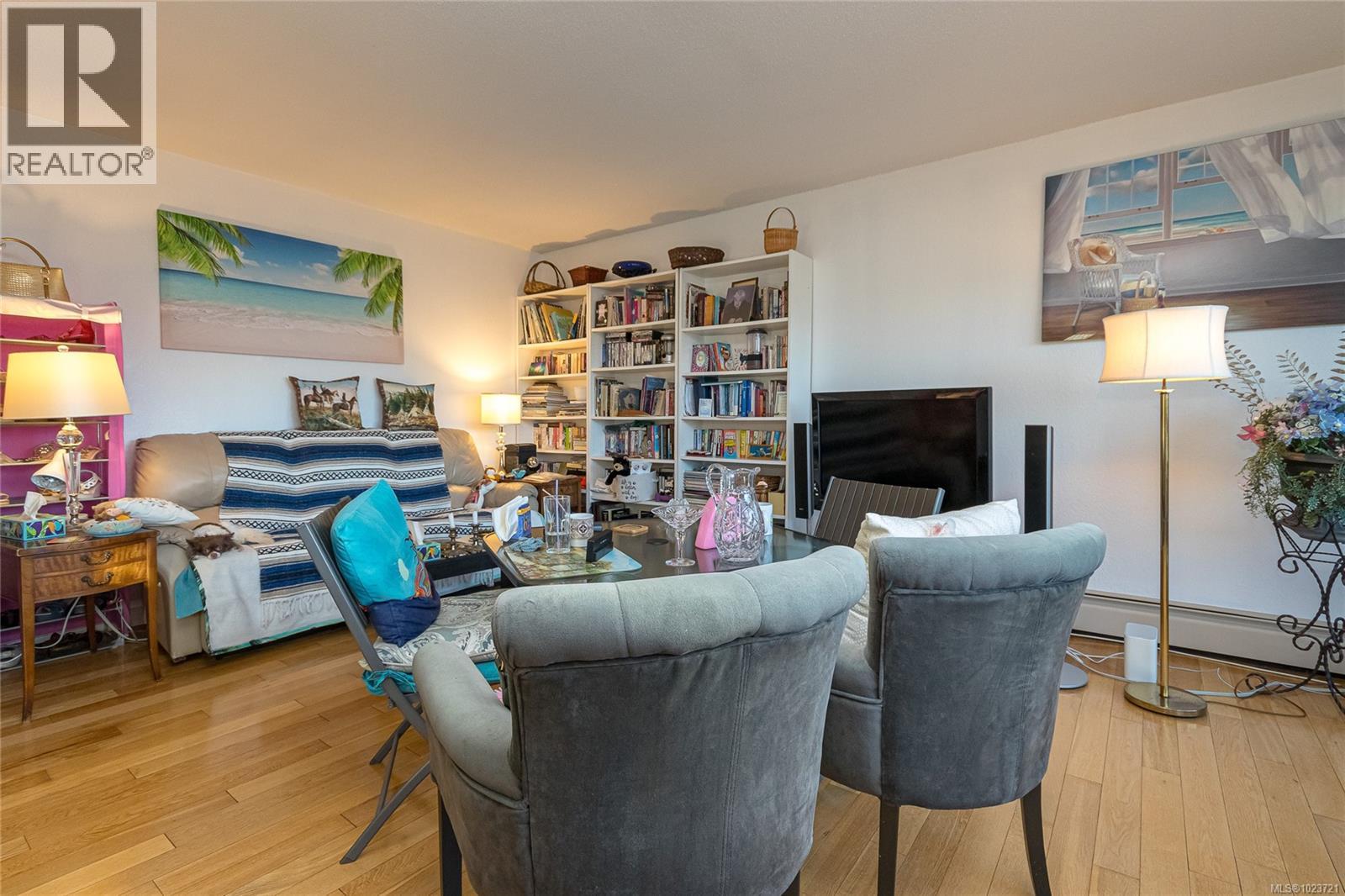 405 3800 Quadra Street, Saanich