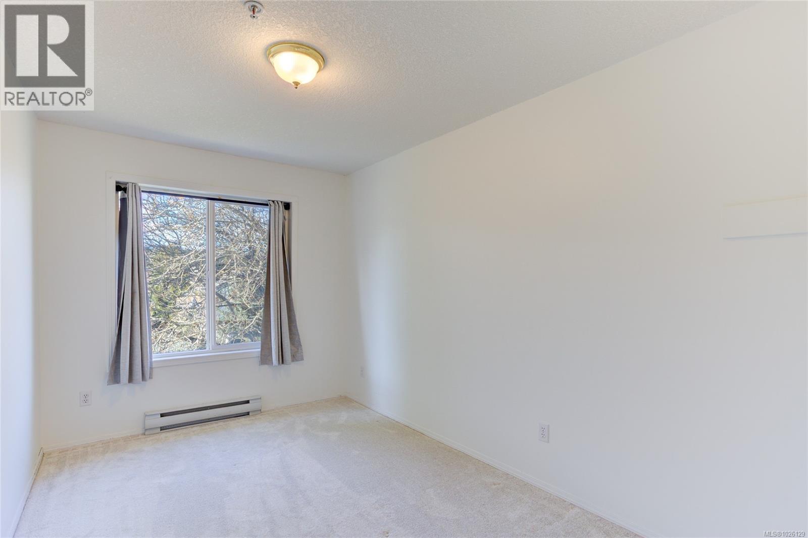 403 9876 Esplanade St, Chemainus